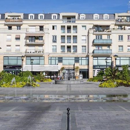 Studio A 2 Pas De La Gare Sartrouville Kültér fotó