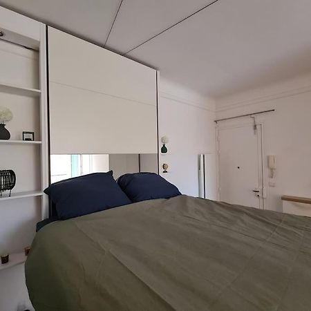 Studio A 2 Pas De La Gare Sartrouville Kültér fotó