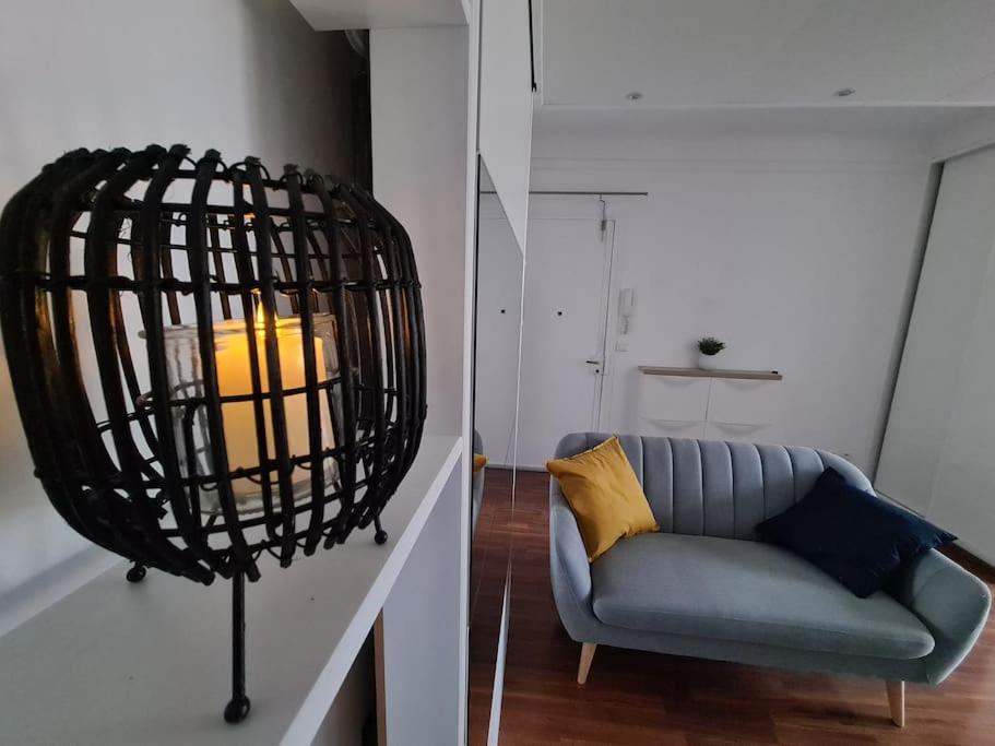 Studio A 2 Pas De La Gare Sartrouville Kültér fotó